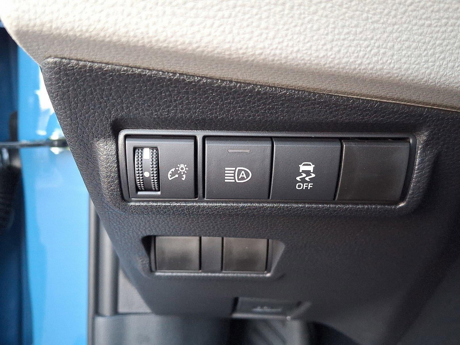 2026 Toyota Corolla Cross LE 4WD (Natl)