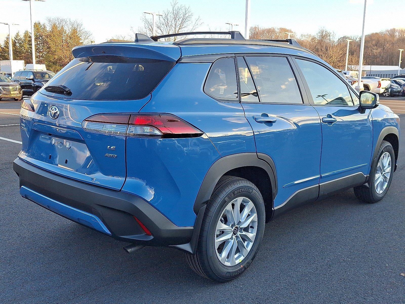 2026 Toyota Corolla Cross LE 4WD (Natl)