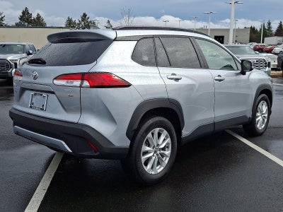 2025 Toyota Corolla Cross LE 2WD (Natl)