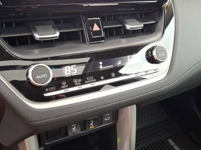 2025 Toyota Corolla Cross XLE 4WD (Natl)