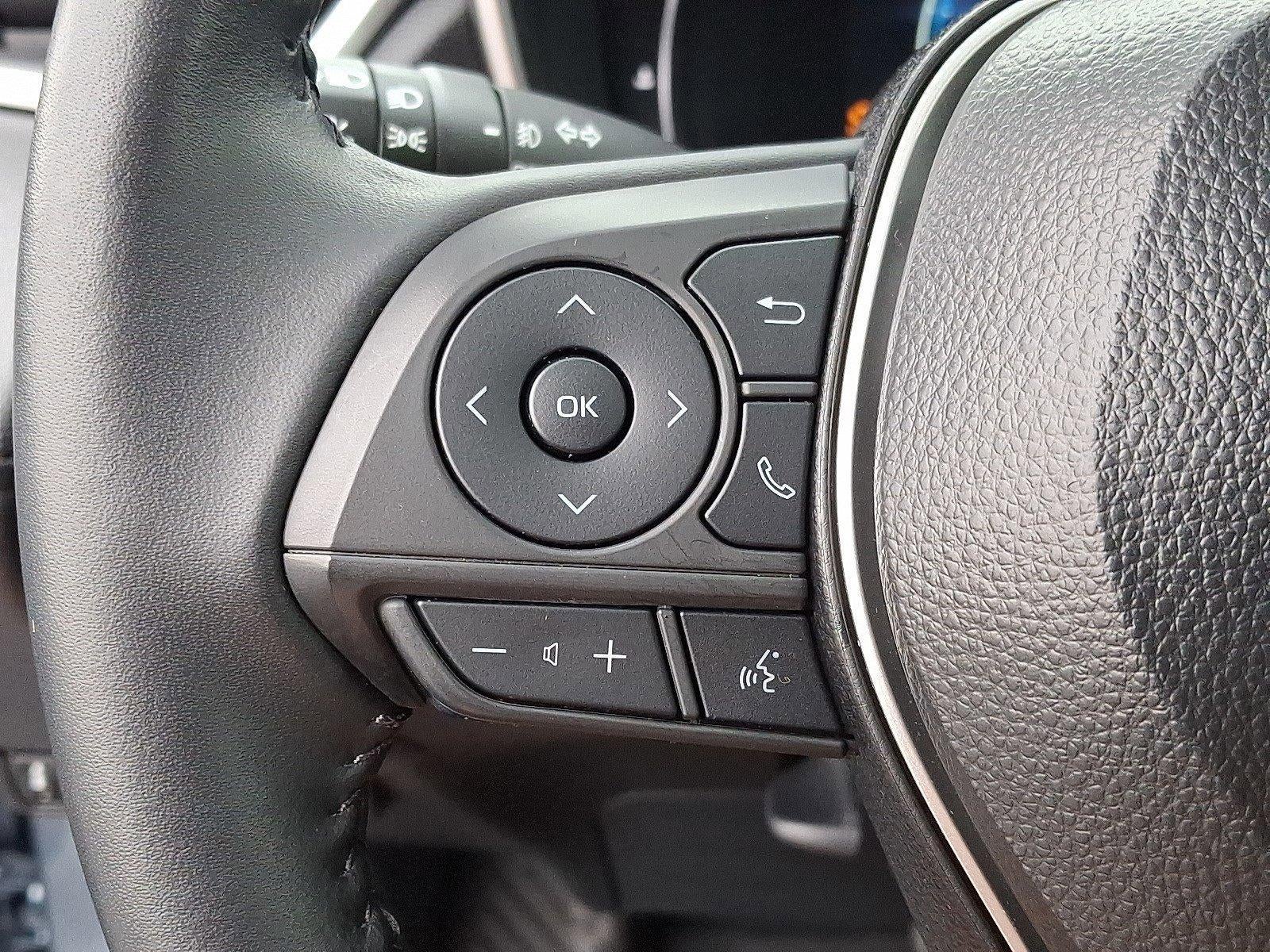 2025 Toyota Corolla Cross XLE 4WD (Natl)