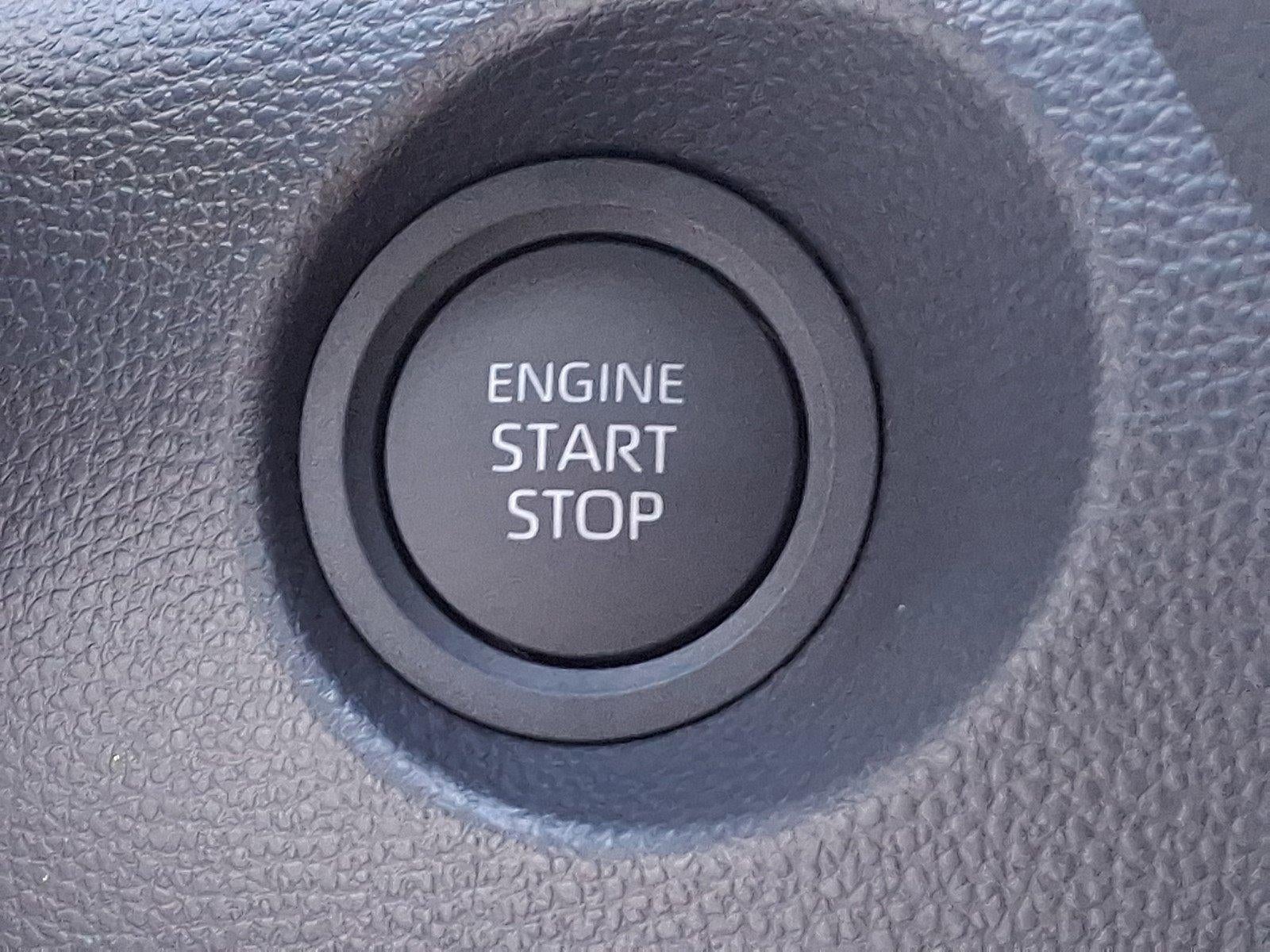 2026 Toyota Corolla Cross XLE 4WD (Natl)