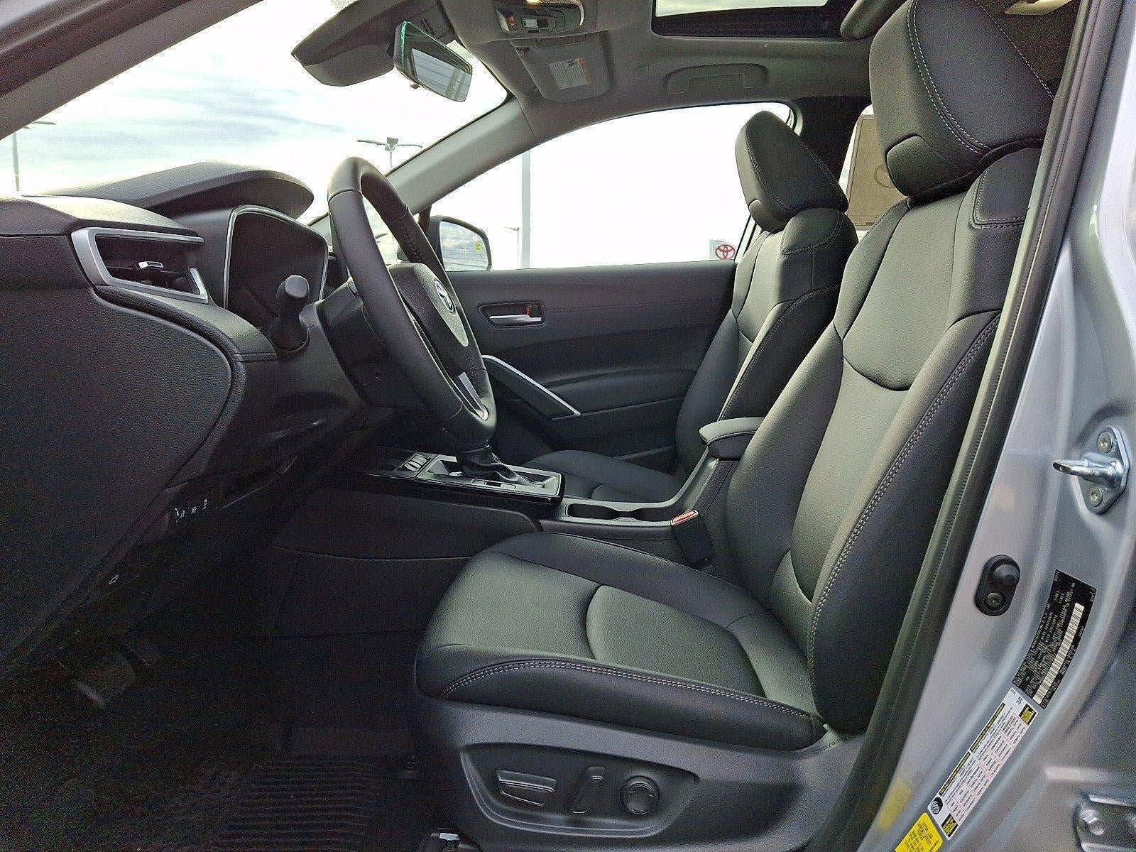 2026 Toyota Corolla Cross XLE 4WD (Natl)