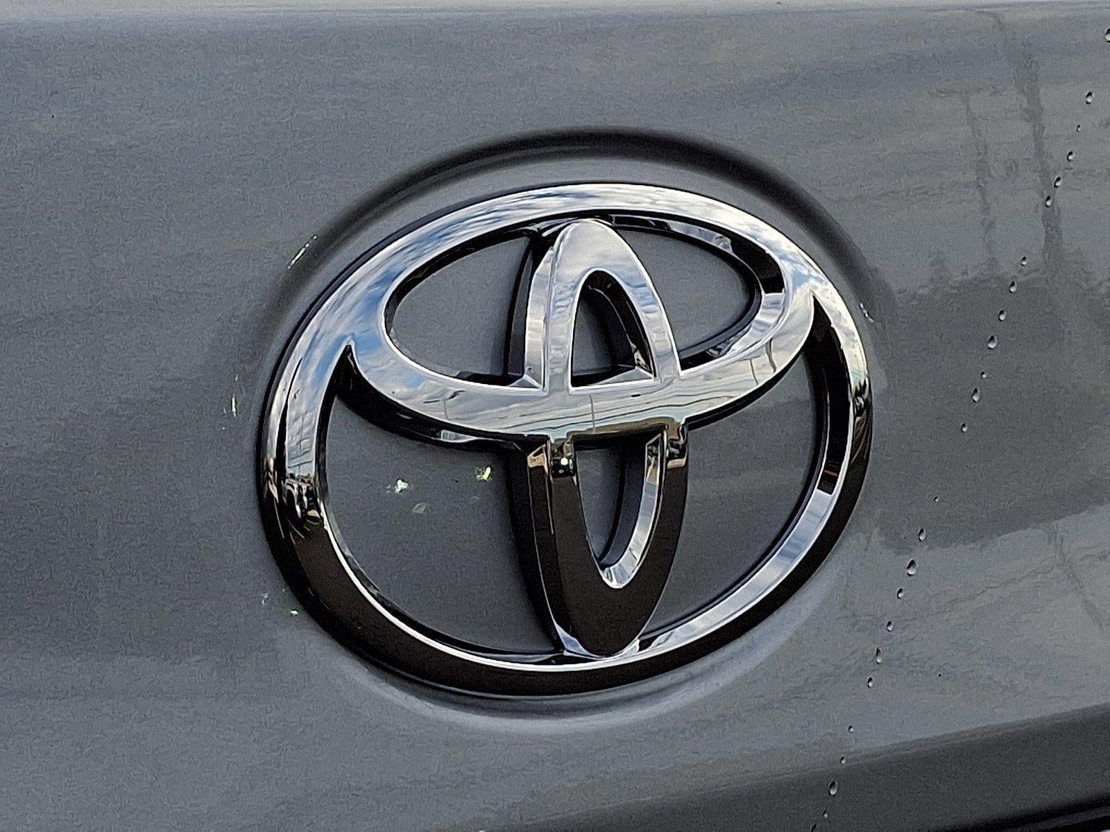 2026 Toyota Corolla Cross XLE 4WD (Natl)