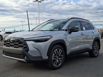 2026 Toyota Corolla Cross XLE 4WD (Natl)