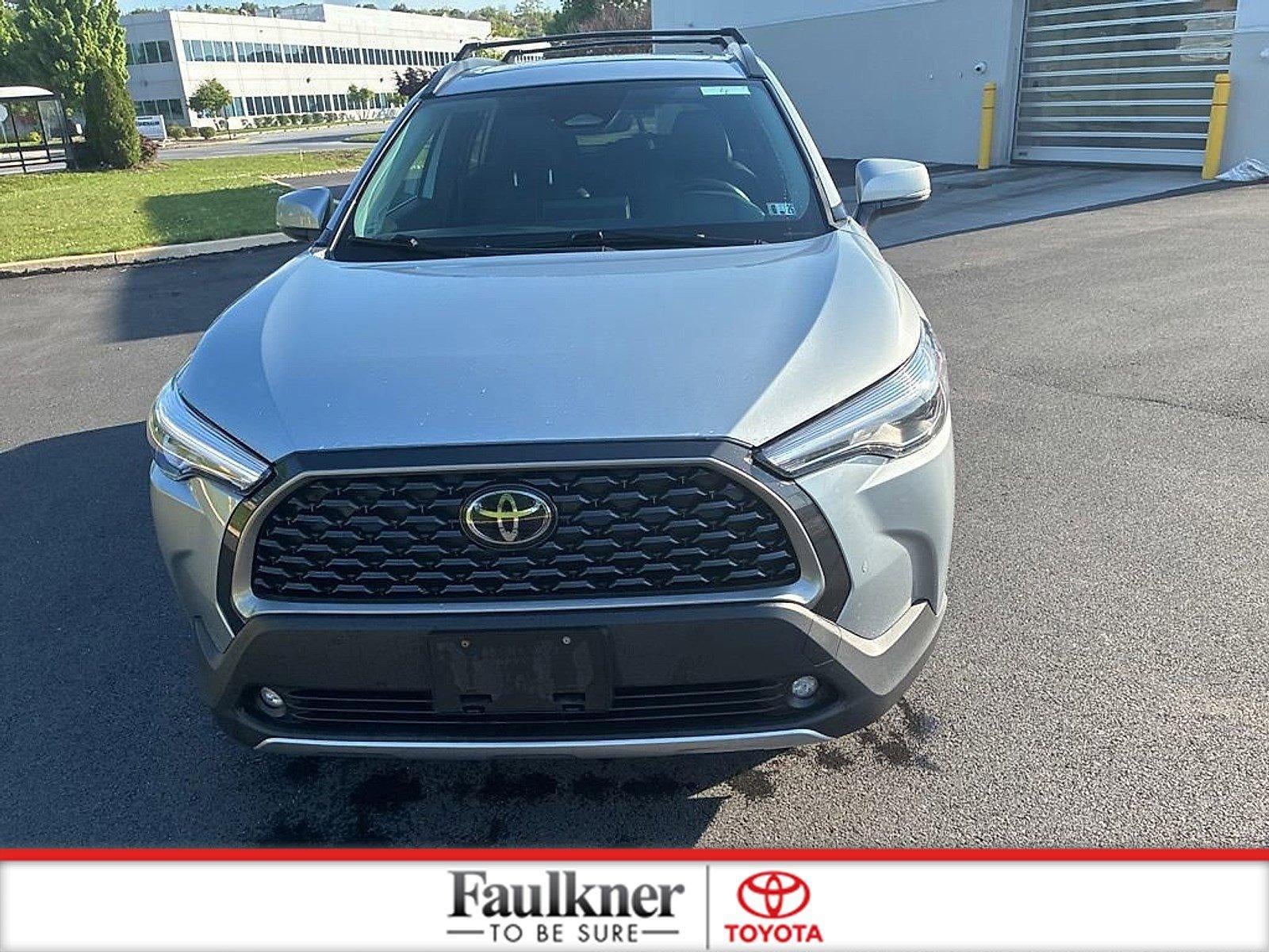 2023 Toyota Corolla Cross XLE 4WD (Natl)