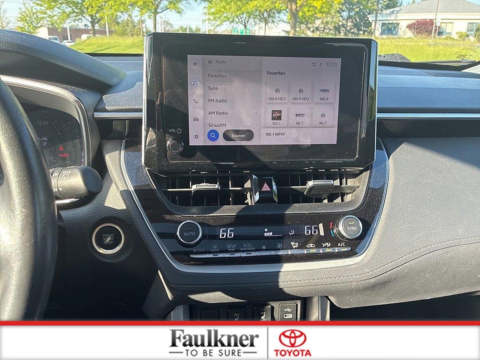 2023 Toyota Corolla Cross XLE 4WD (Natl)