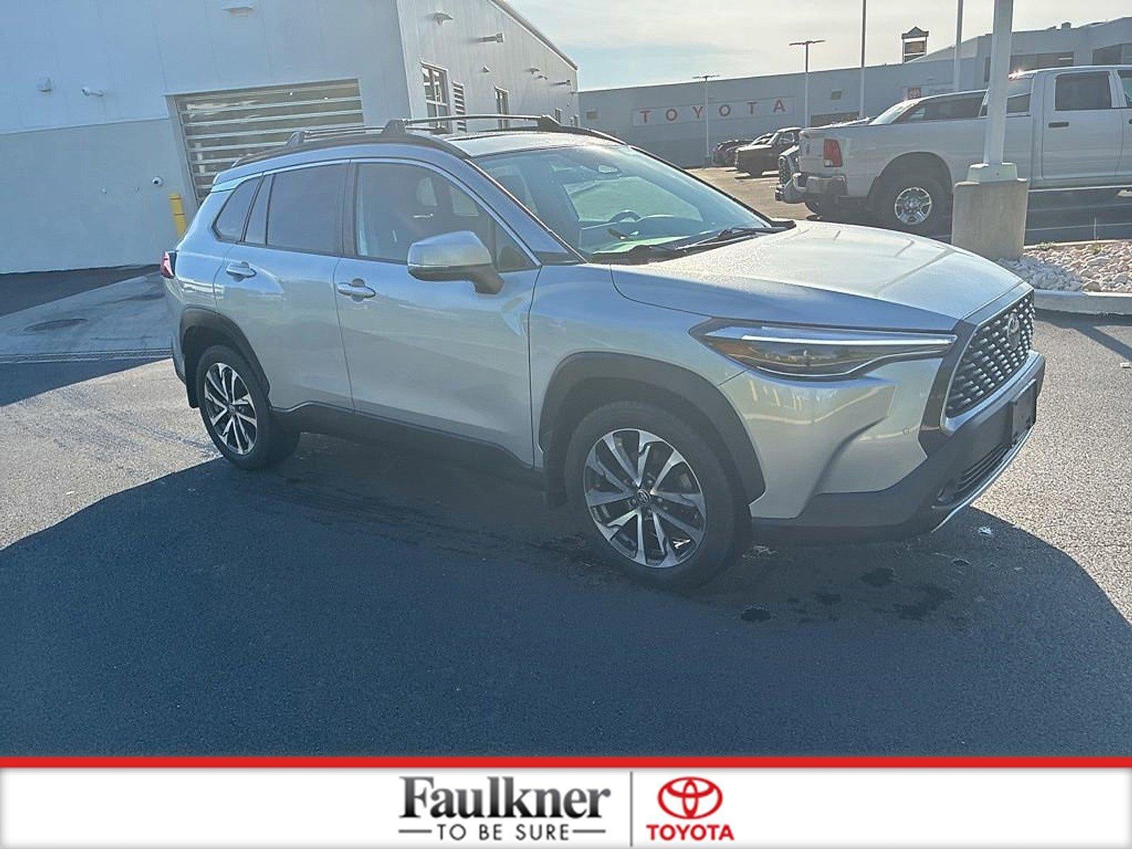 2023 Toyota Corolla Cross XLE 4WD (Natl)