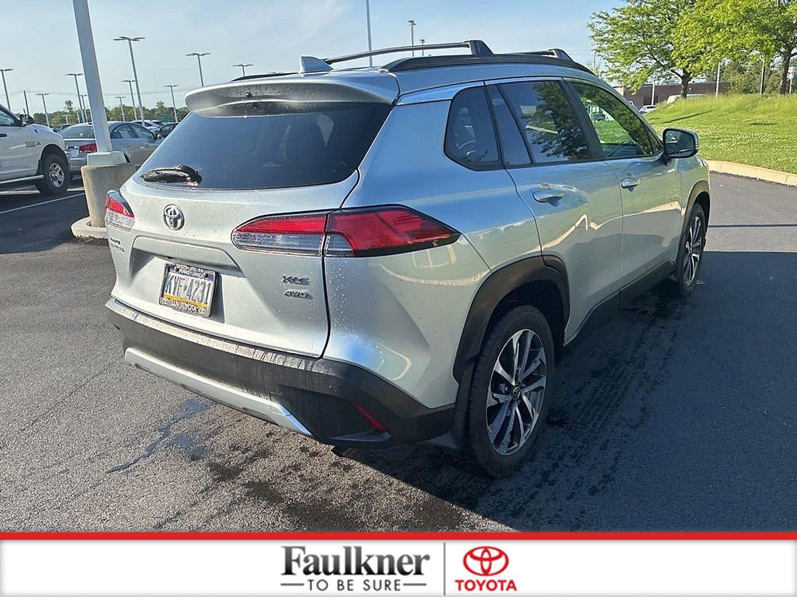 2023 Toyota Corolla Cross XLE 4WD (Natl)