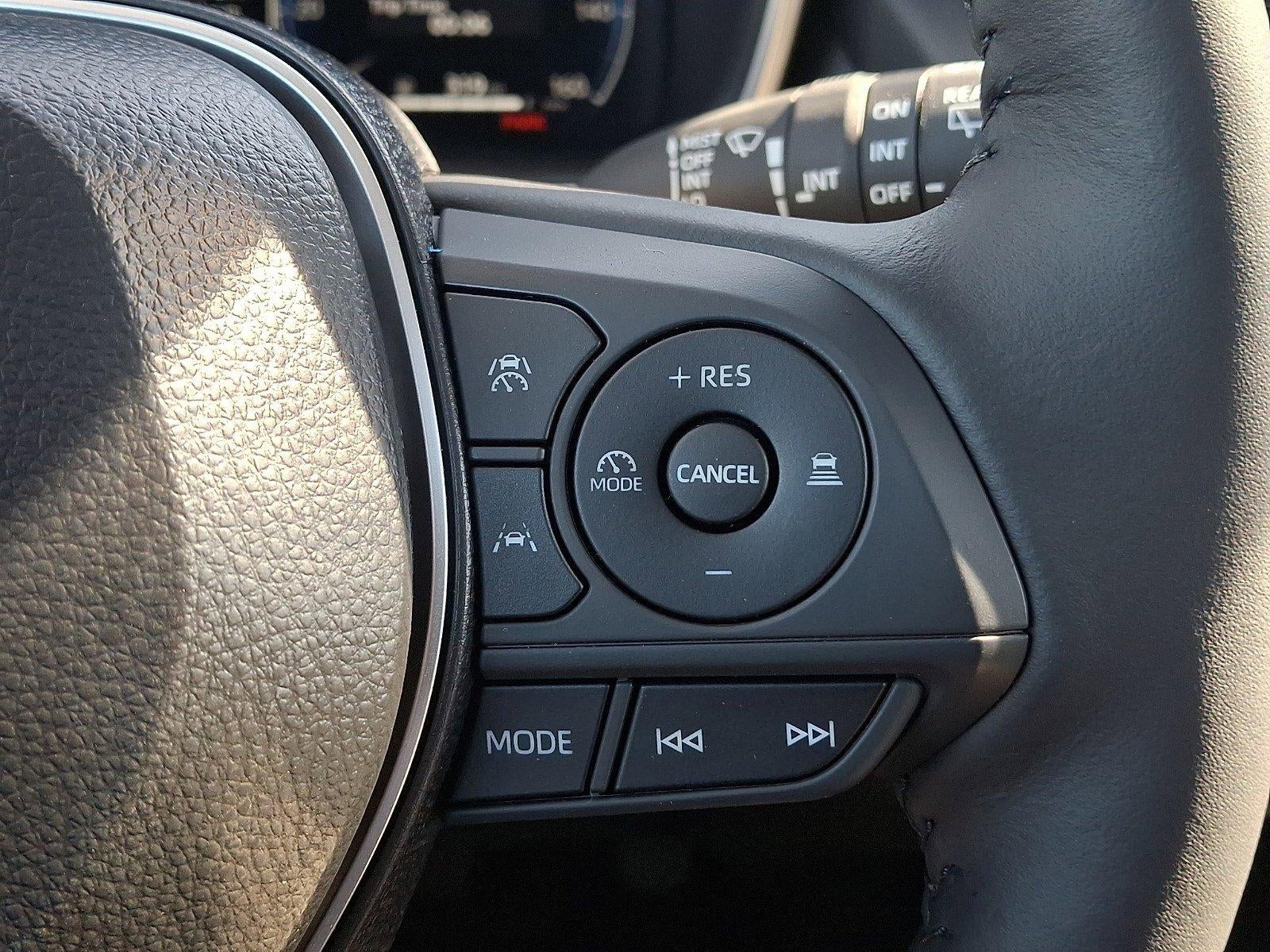 2026 Toyota Corolla Cross XLE 4WD (Natl)