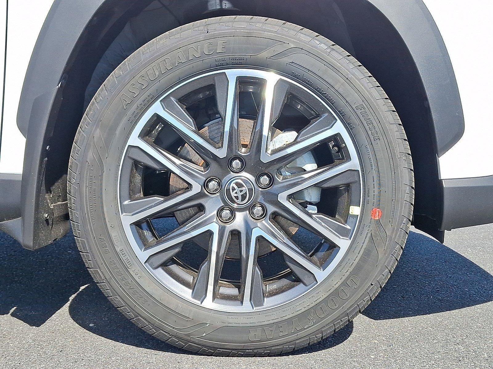 2026 Toyota Corolla Cross XLE 4WD (Natl)