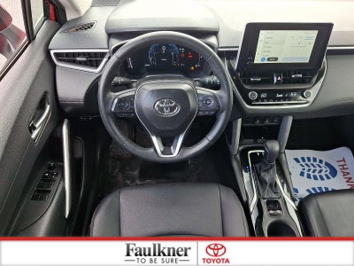 2025 Toyota Corolla Cross XLE 4WD (Natl)
