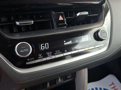 2025 Toyota Corolla Cross XLE 4WD (Natl)