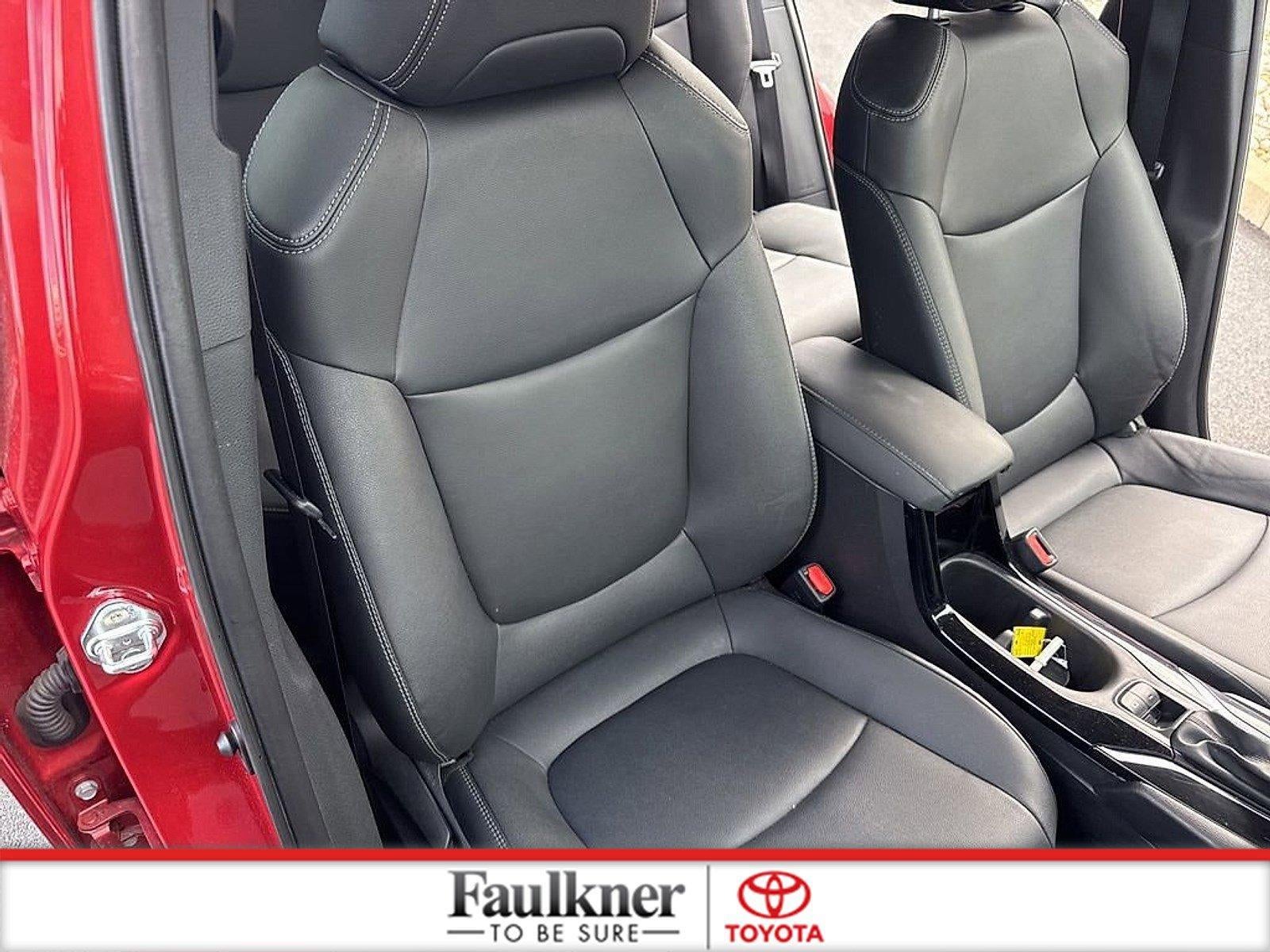 2025 Toyota Corolla Cross XLE 4WD (Natl)