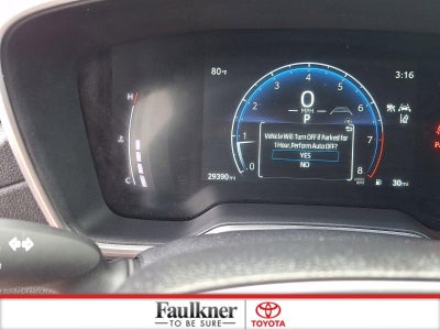 2025 Toyota Corolla Cross XLE 4WD (Natl)