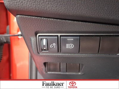 2025 Toyota Corolla Cross XLE 4WD (Natl)