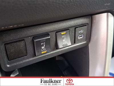 2025 Toyota Corolla Cross XLE 4WD (Natl)