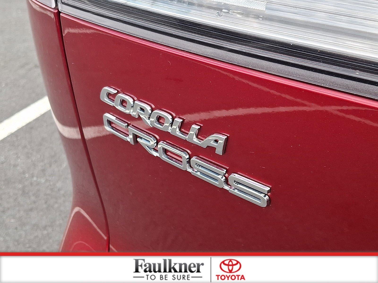 2025 Toyota Corolla Cross XLE 4WD (Natl)
