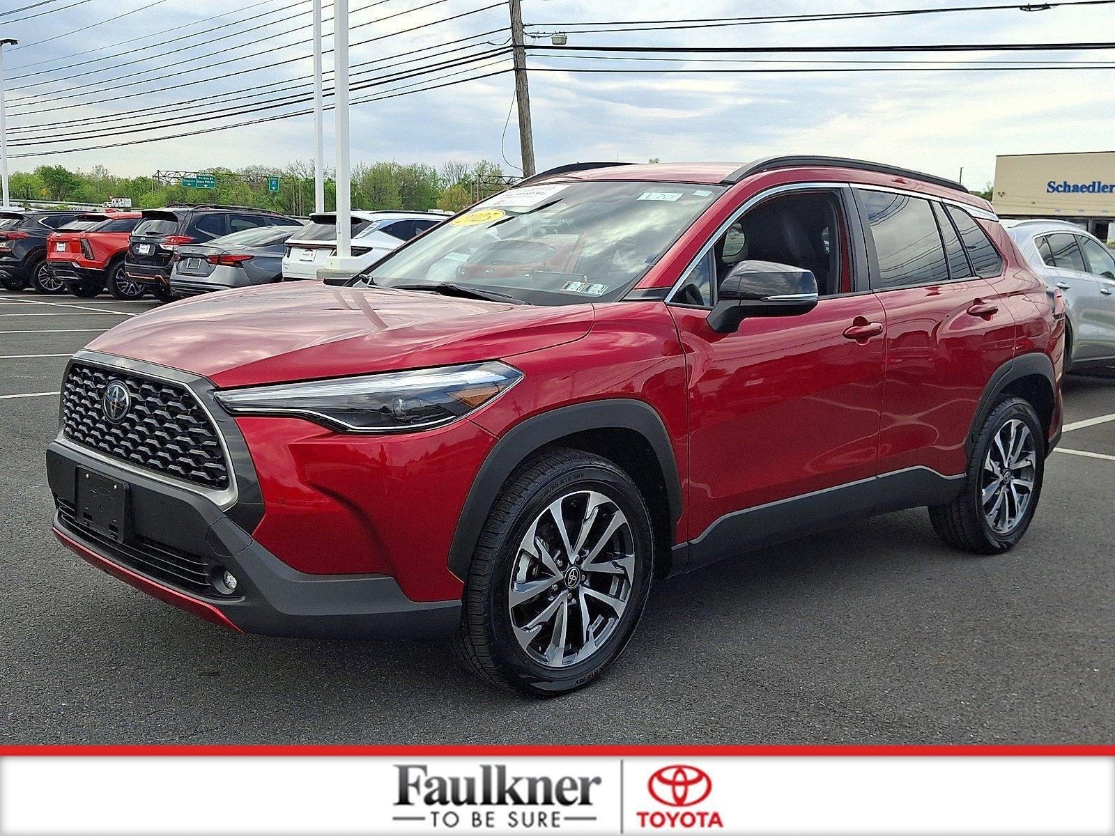 2025 Toyota Corolla Cross XLE 4WD (Natl)