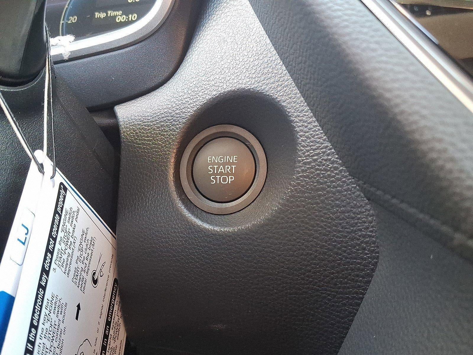 2026 Toyota Corolla Cross XLE 4WD (Natl)