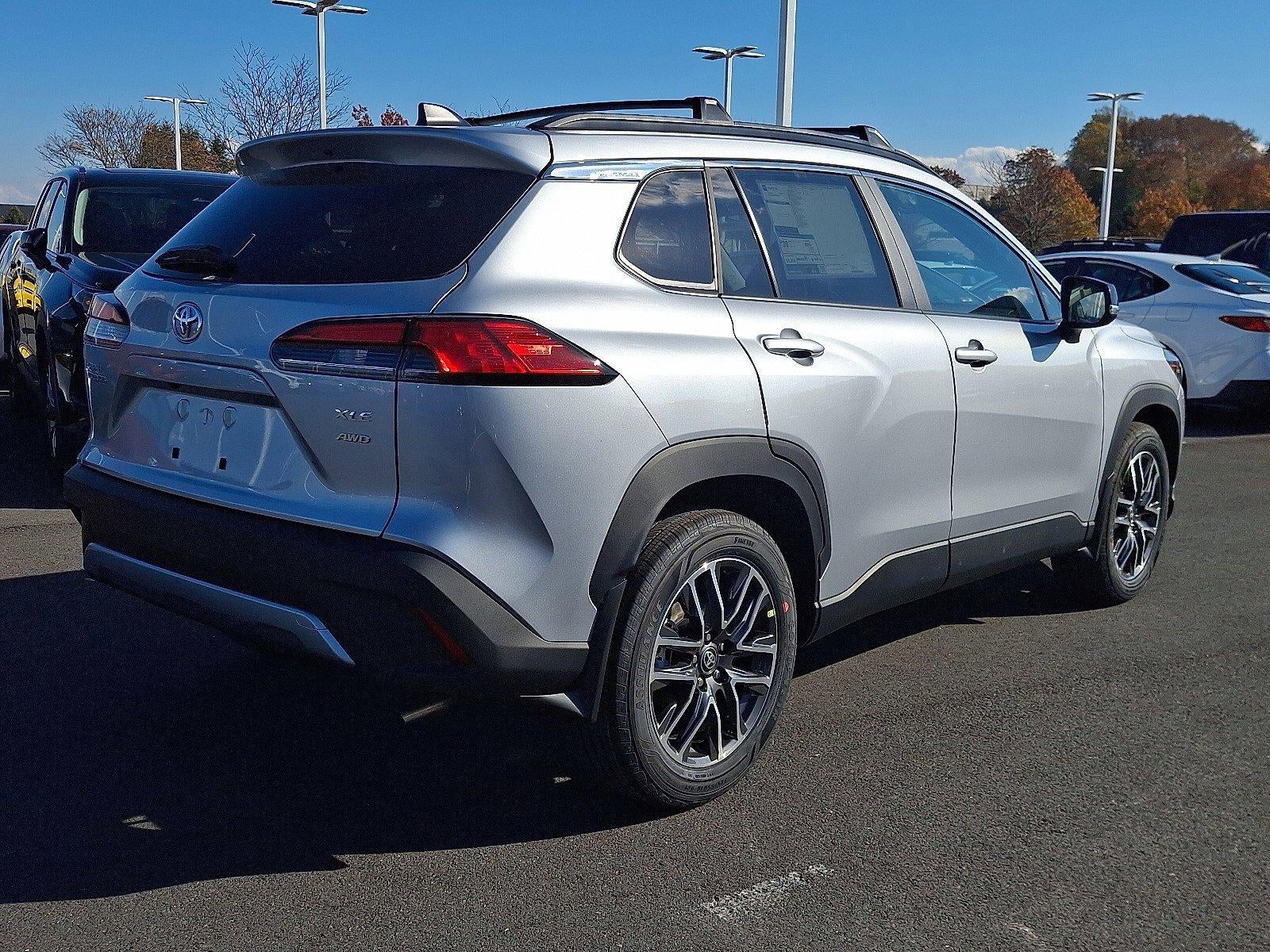 2026 Toyota Corolla Cross XLE 4WD (Natl)