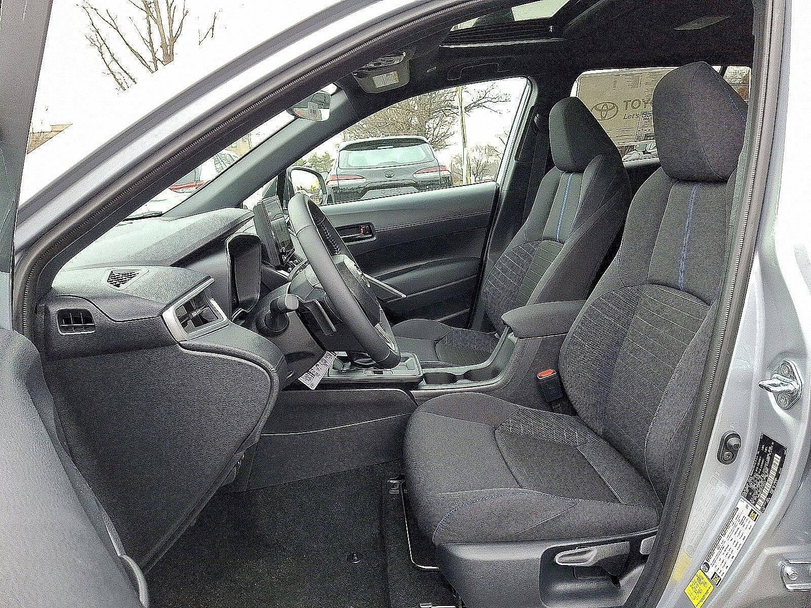 2026 Toyota Corolla Cross Hybrid S 4WD (Natl)