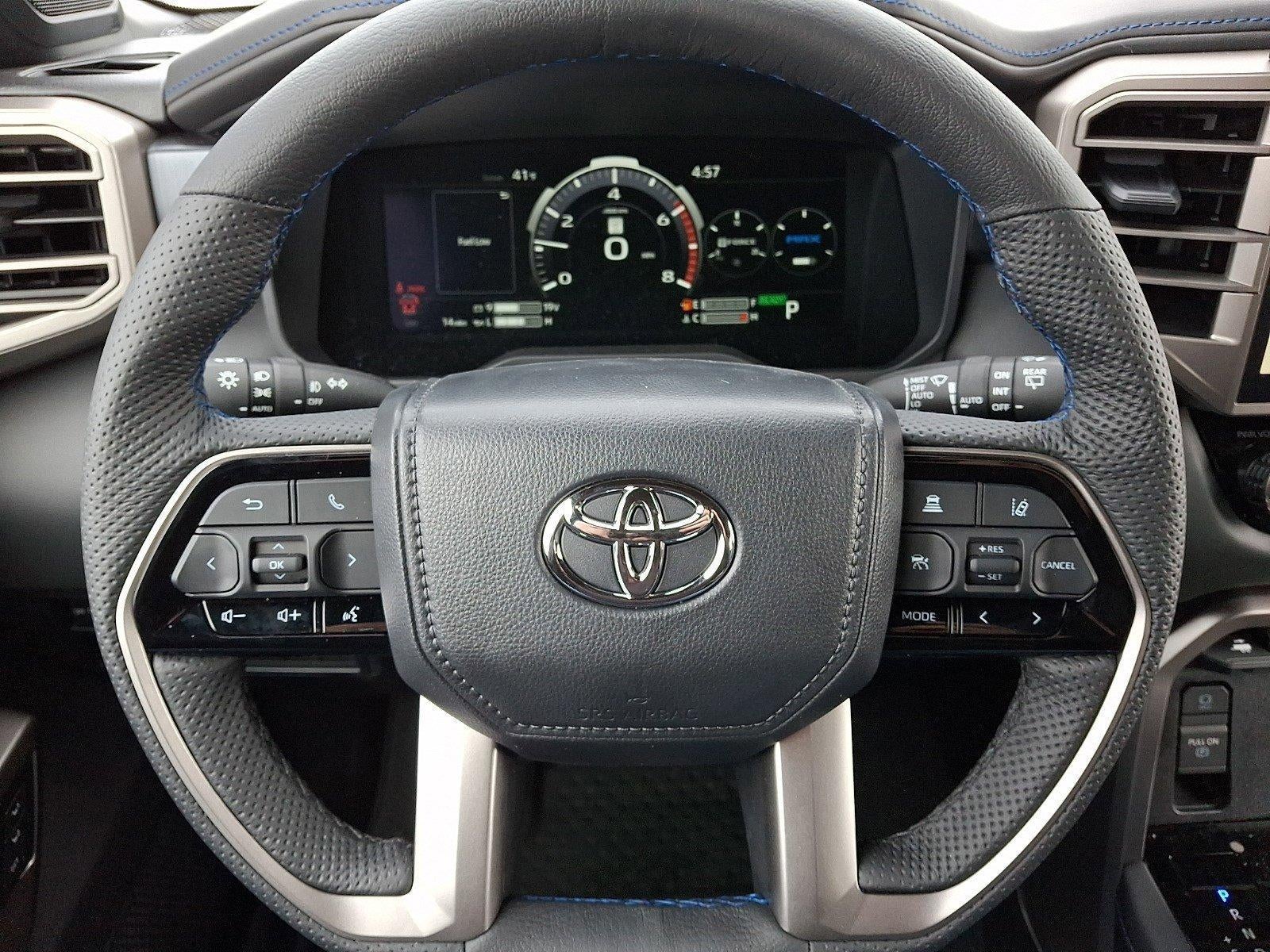 2026 Toyota Sequoia Platinum 4WD (Natl)