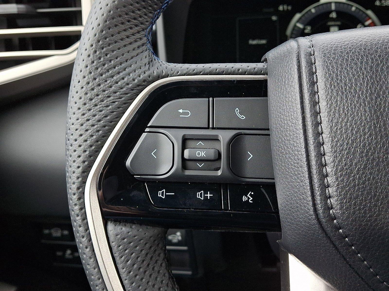 2026 Toyota Sequoia Platinum 4WD (Natl)