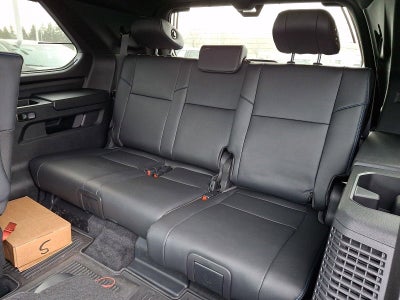 2026 Toyota Sequoia Platinum 4WD (Natl)