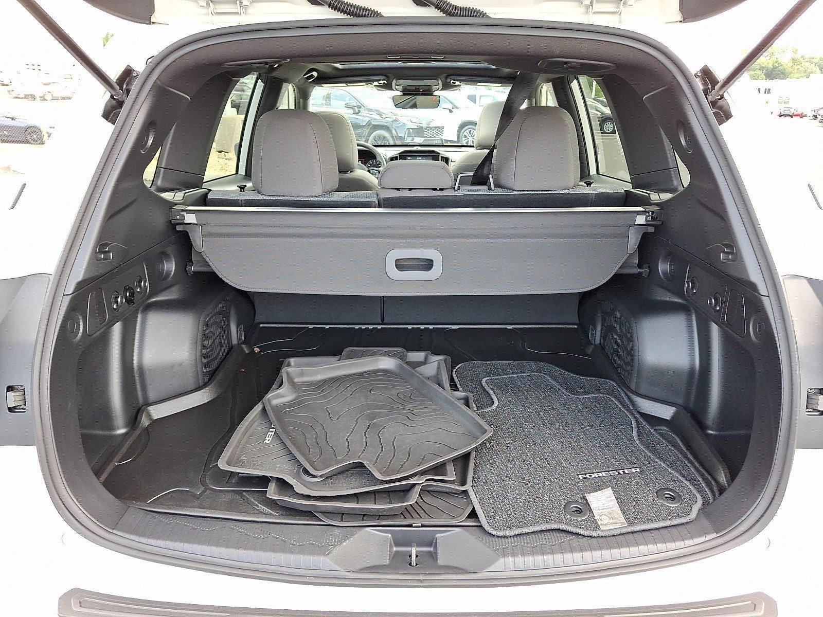 2025 Subaru Forester Premium AWD