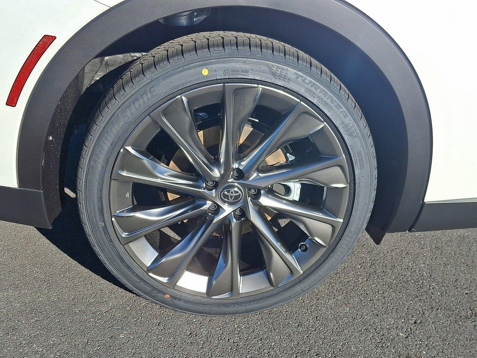 2026 Toyota Crown Limited AWD (Natl)