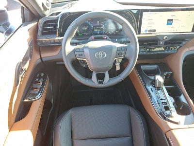 2026 Toyota Crown Limited AWD (Natl)