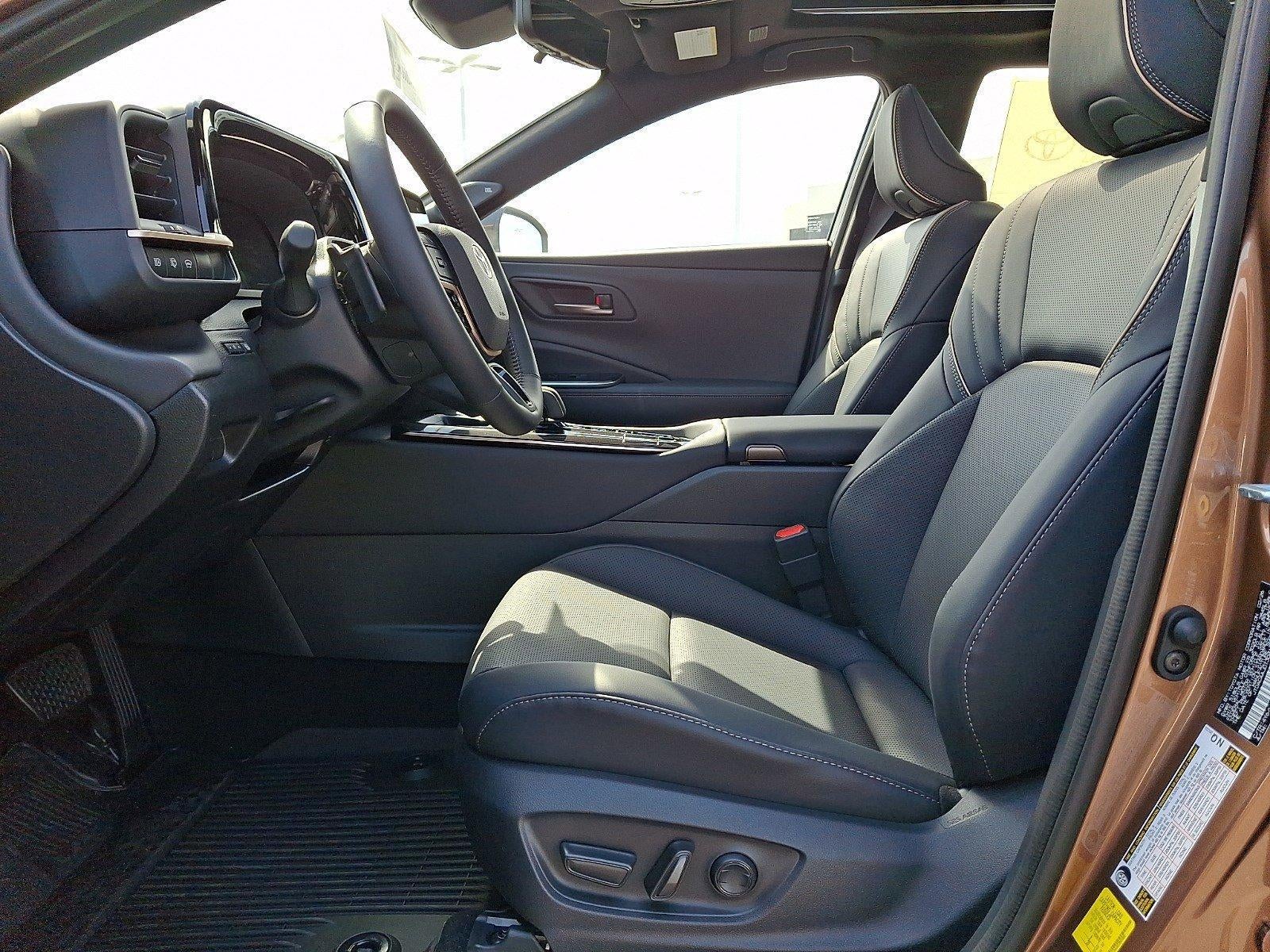 2026 Toyota Crown Signia Limited AWD (Natl)