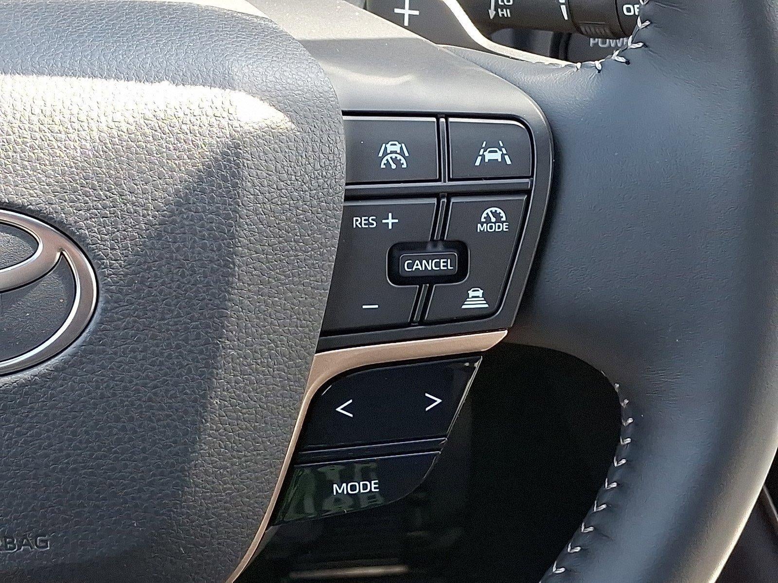 2026 Toyota Crown Signia Limited AWD (Natl)