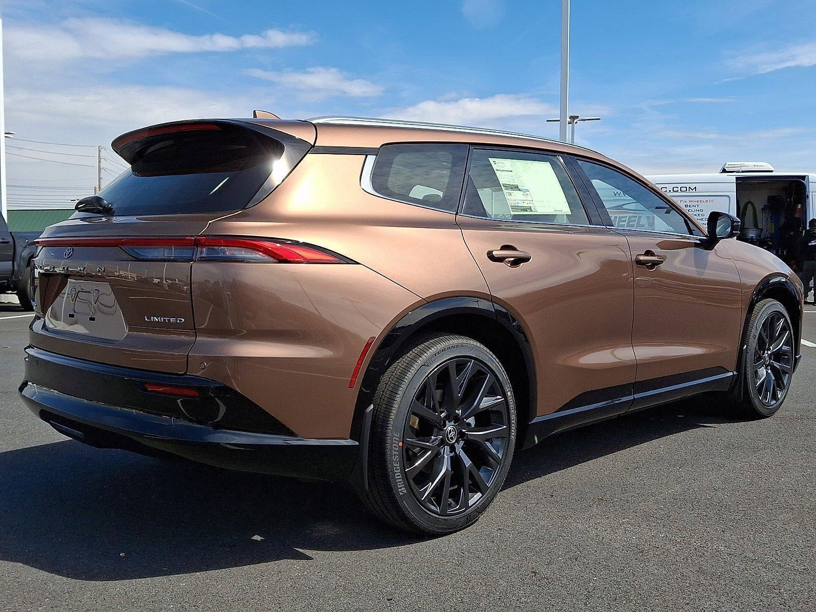 2026 Toyota Crown Signia Limited AWD (Natl)