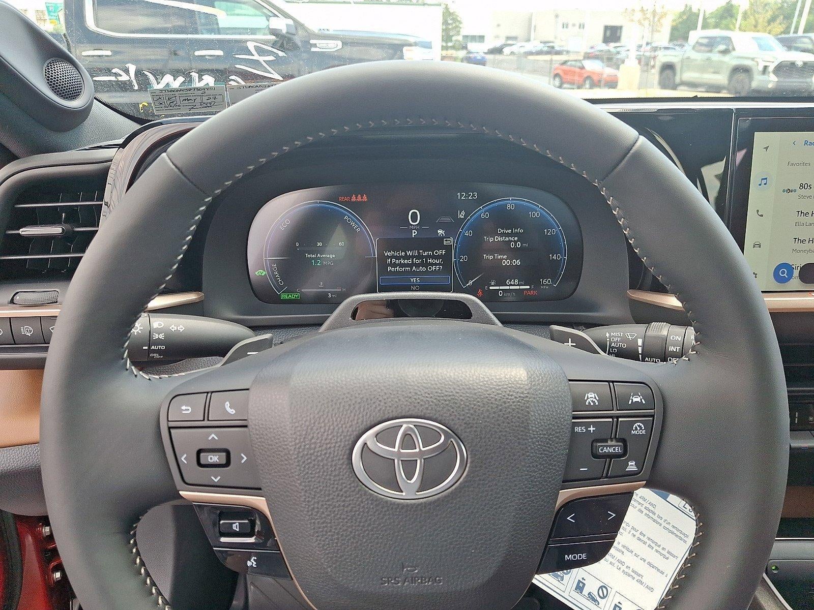 2026 Toyota Crown Signia XLE AWD (Natl)