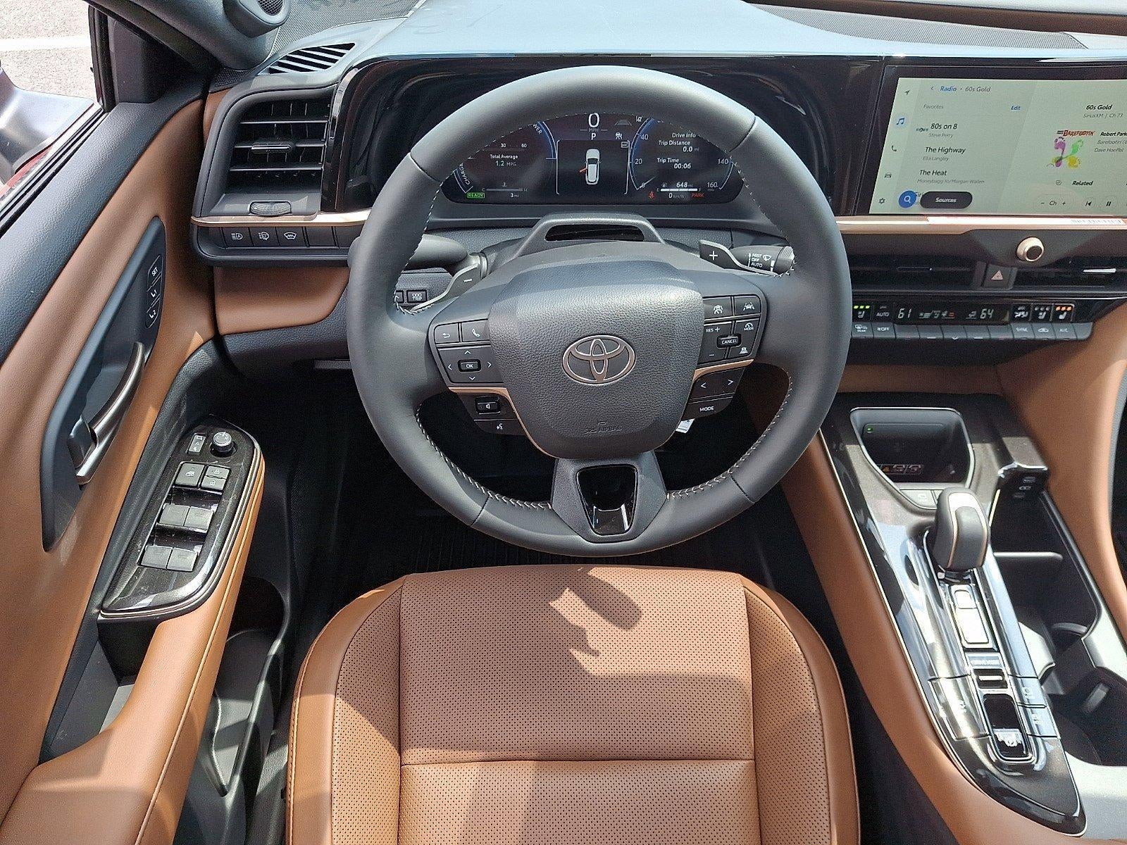 2026 Toyota Crown Signia XLE AWD (Natl)