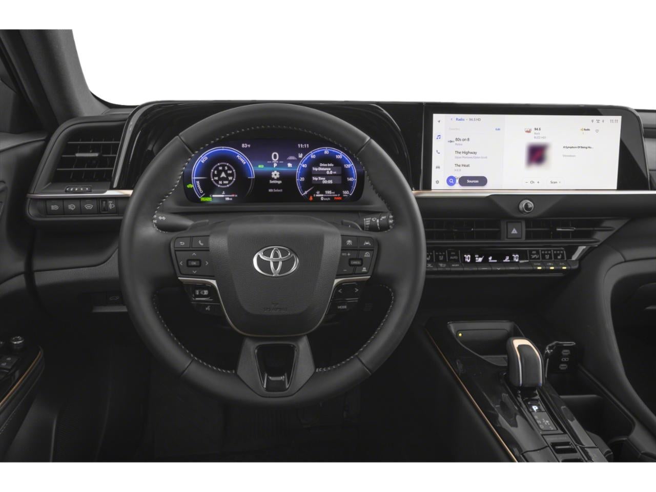 2026 Toyota Crown Signia XLE AWD (Natl)