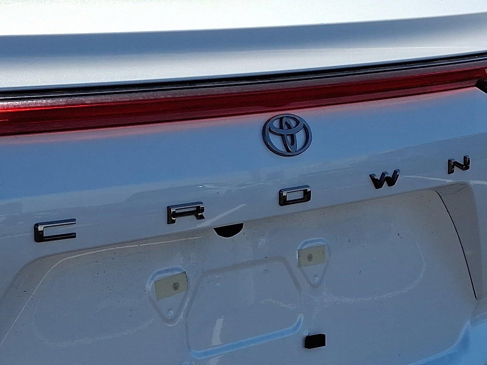 2026 Toyota Crown Signia Limited AWD (Natl)
