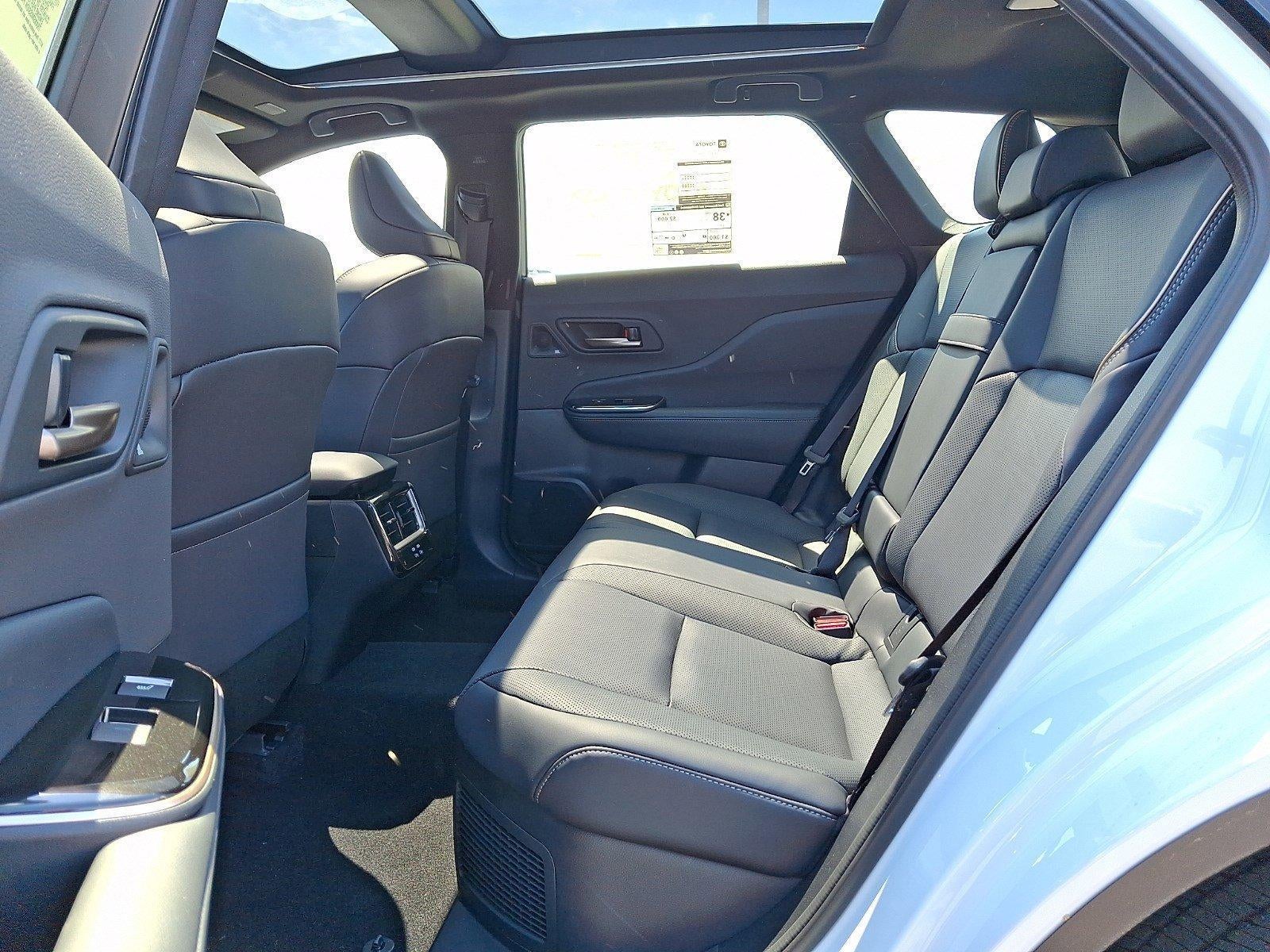 2026 Toyota Crown Signia Limited AWD (Natl)