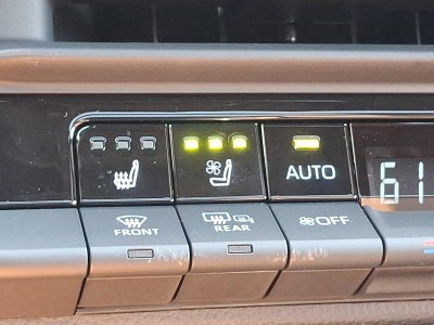 2026 Toyota Crown Signia Limited AWD (Natl)