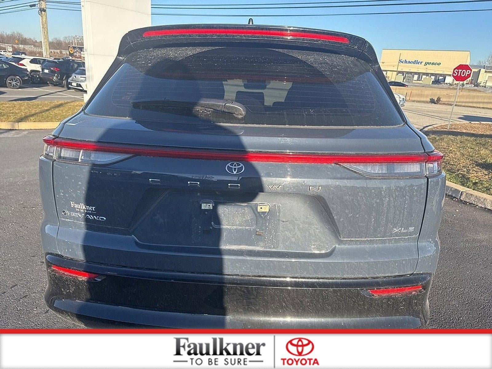 2025 Toyota Crown Signia XLE AWD (Natl)