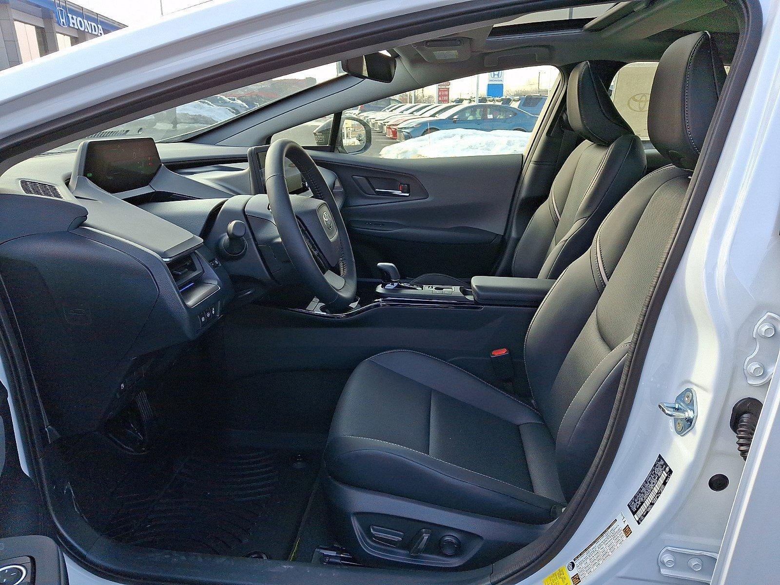 2026 Toyota Prius XLE (Natl)