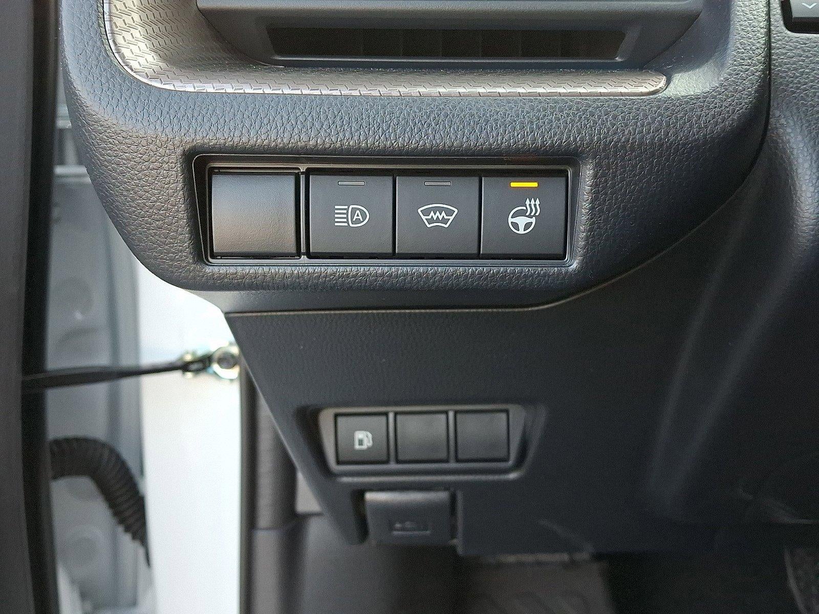 2026 Toyota Prius XLE (Natl)