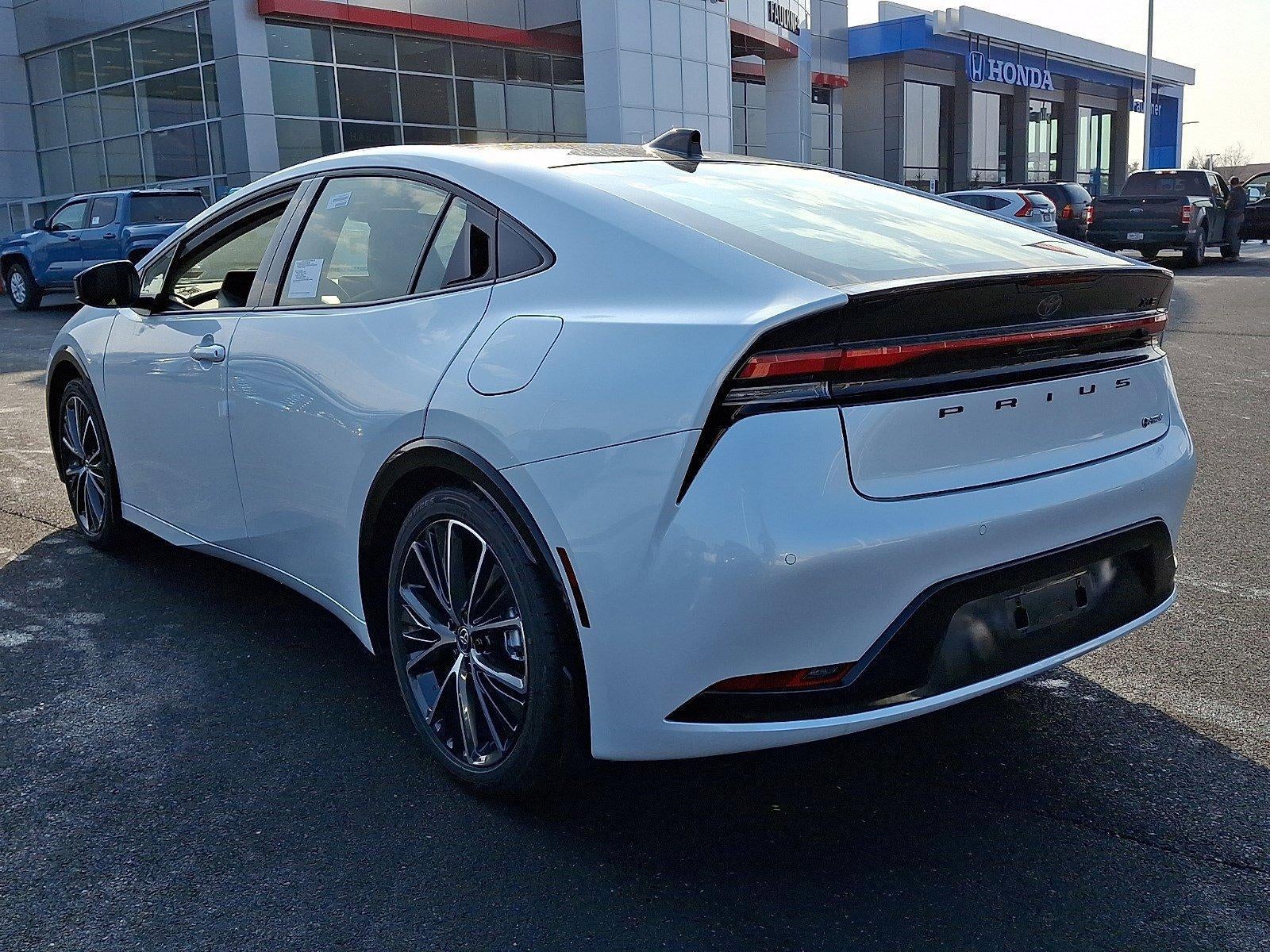 2026 Toyota Prius XLE (Natl)