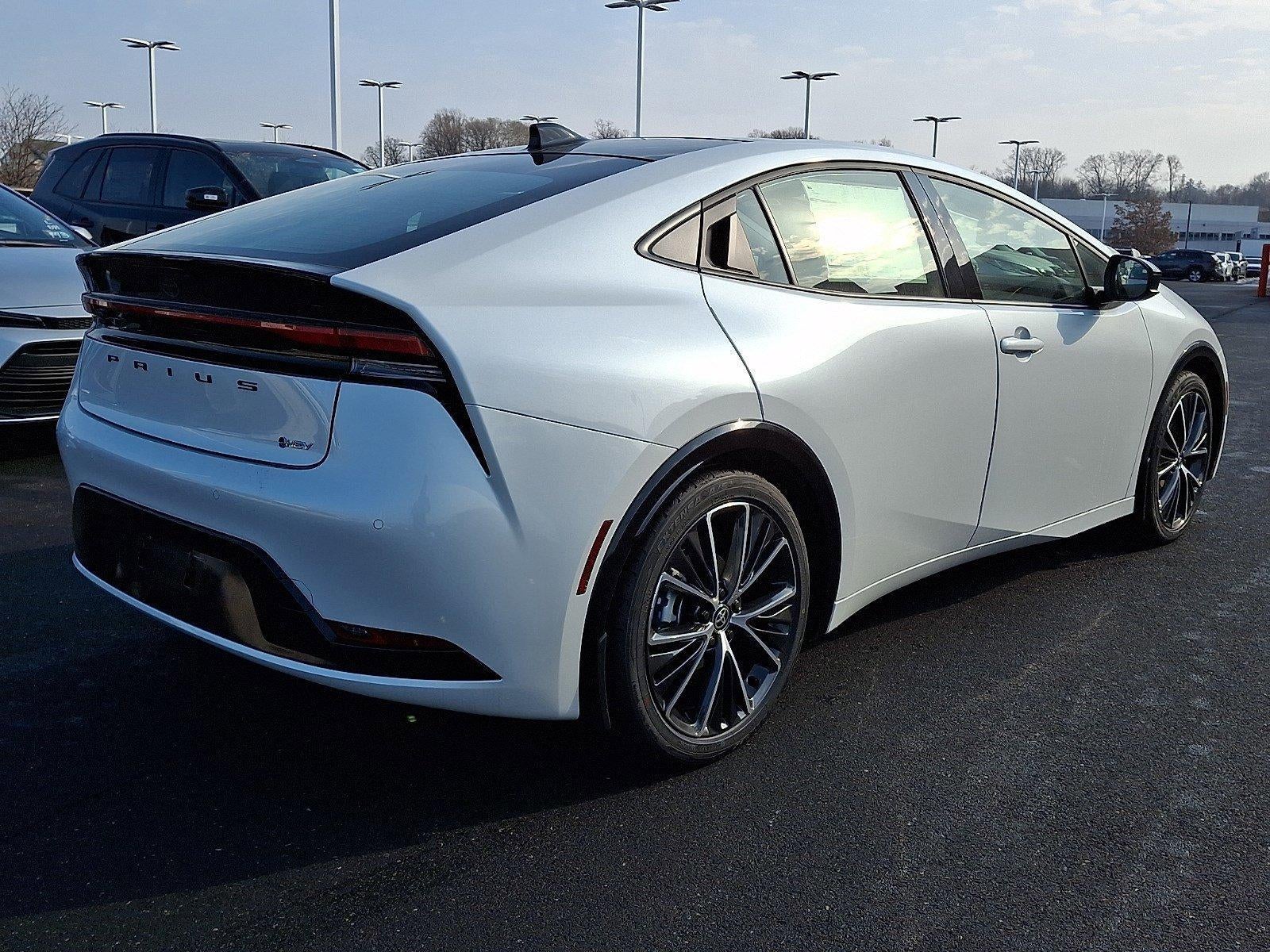 2026 Toyota Prius XLE (Natl)