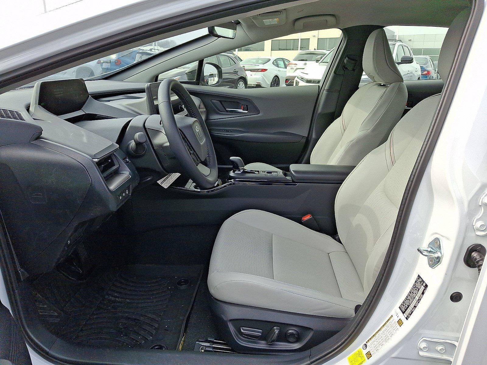 2026 Toyota Prius XLE (Natl)