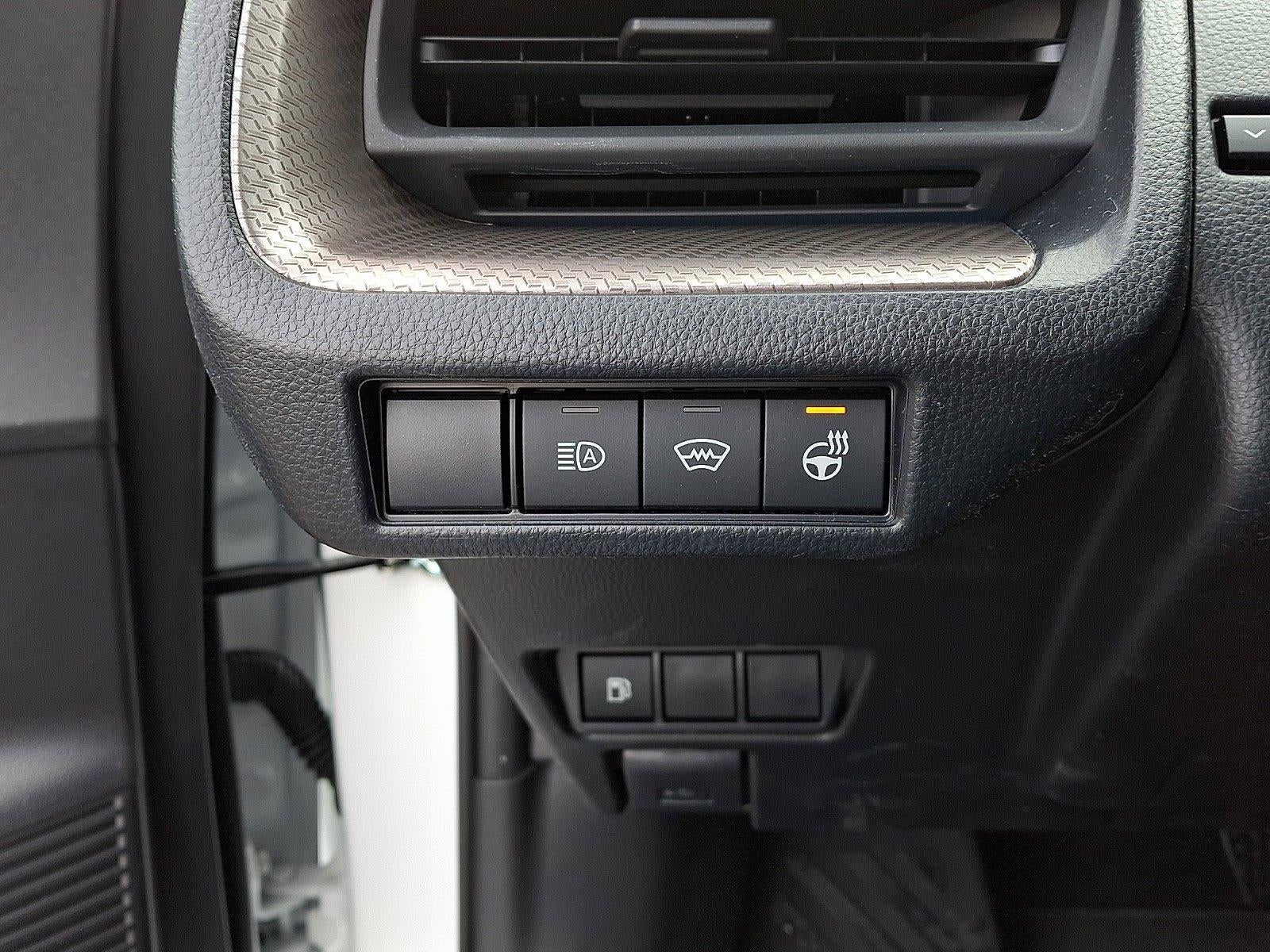 2026 Toyota Prius XLE (Natl)