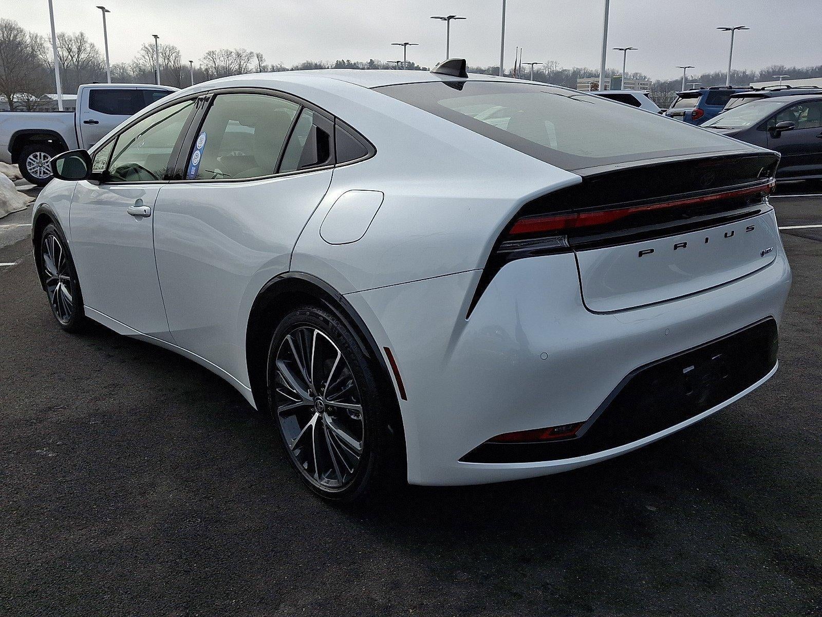 2026 Toyota Prius XLE (Natl)