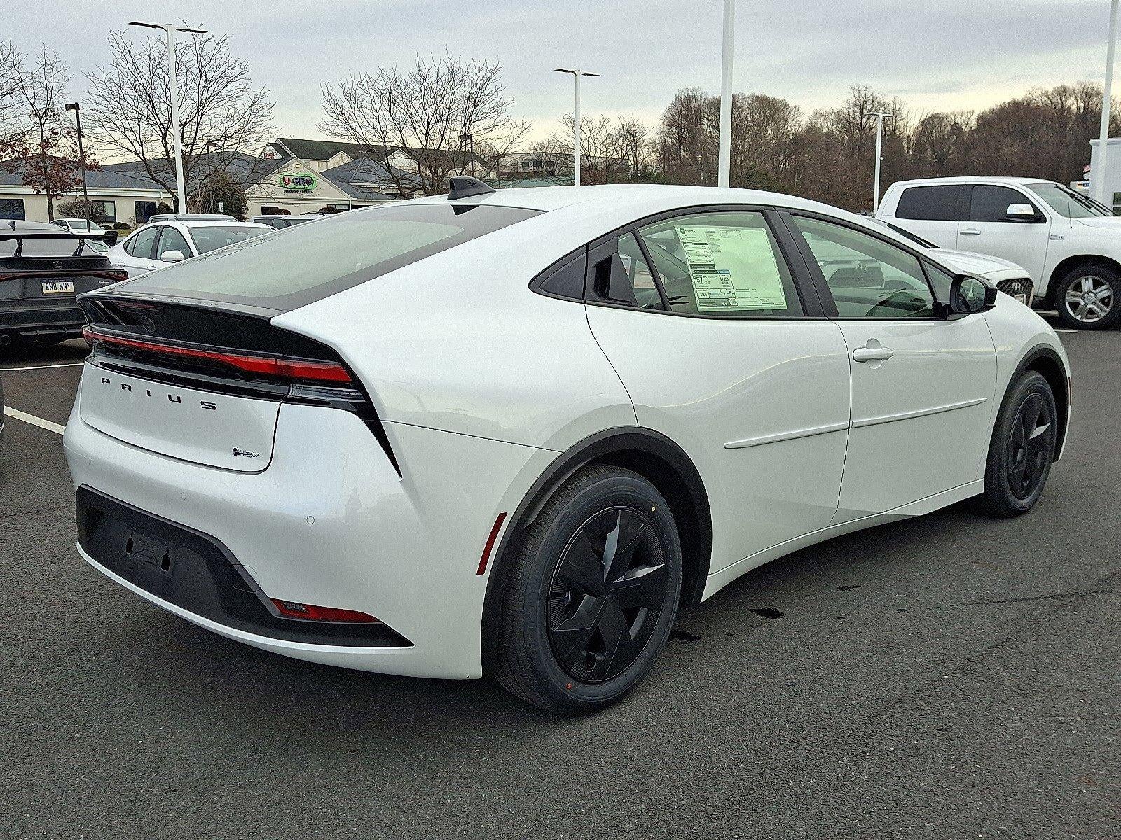 2026 Toyota Prius LE (Natl)